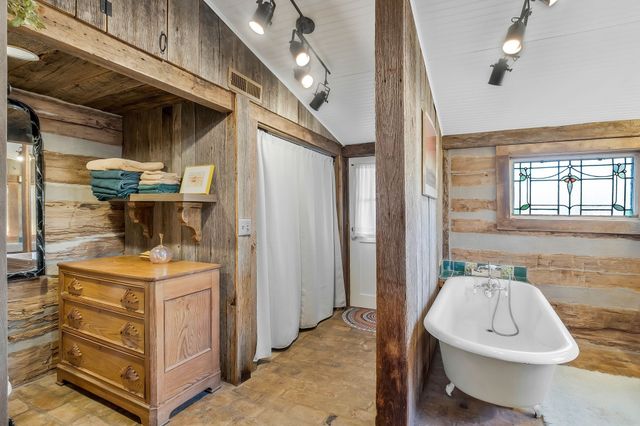 4404A Long Hollow Pike, Goodlettsville, TN 37072