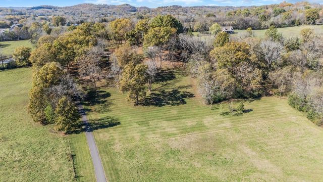 4404A Long Hollow Pike, Goodlettsville, TN 37072