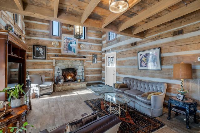 4404A Long Hollow Pike, Goodlettsville, TN 37072