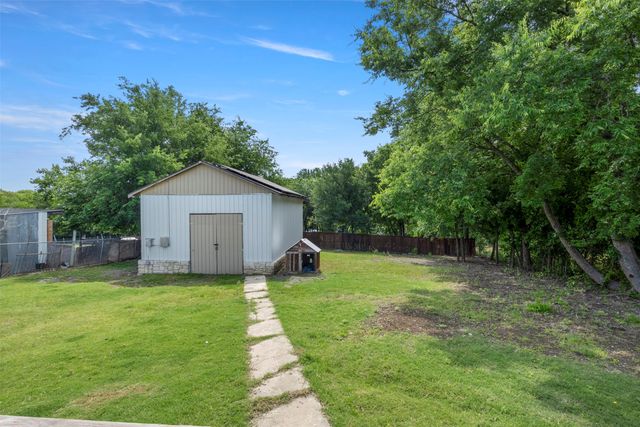 2228 County Road 900, Princeton, TX 75407