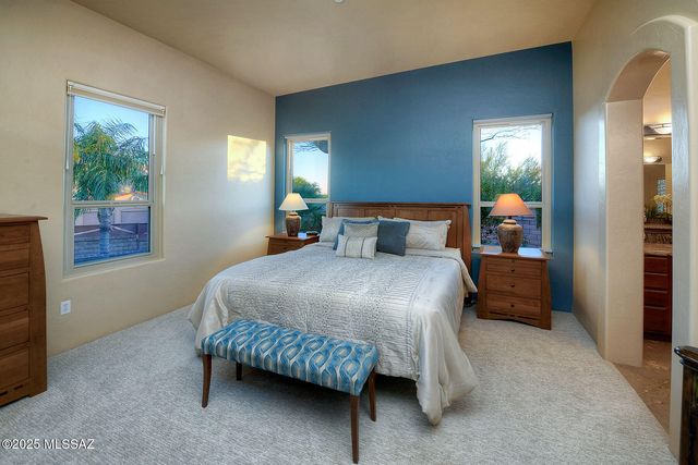 11158 N Pusch Ridge Vistas Drive, Oro Valley, AZ 85737