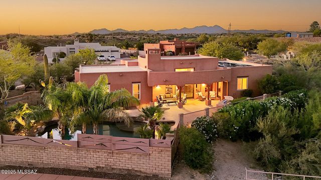 11158 N Pusch Ridge Vistas Drive, Oro Valley, AZ 85737