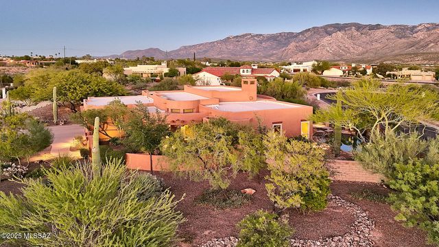 11158 N Pusch Ridge Vistas Drive, Oro Valley, AZ 85737
