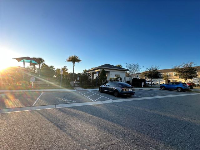 10834 WYNE TREE, Orlando, FL 32824