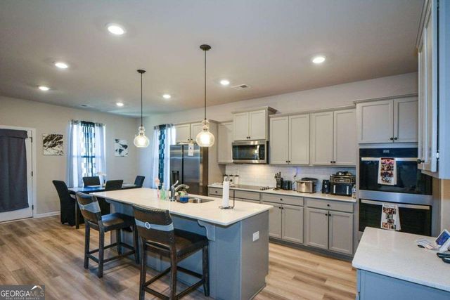 1734 Cadence Street, Locust Grove, GA 30248