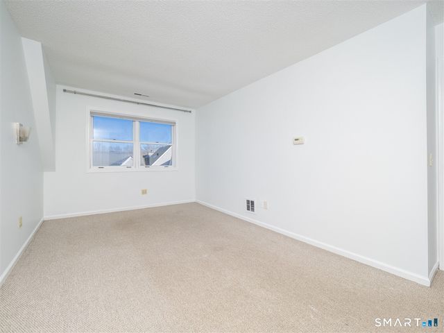 36 Wilton Crest 36, Wilton, CT 06897