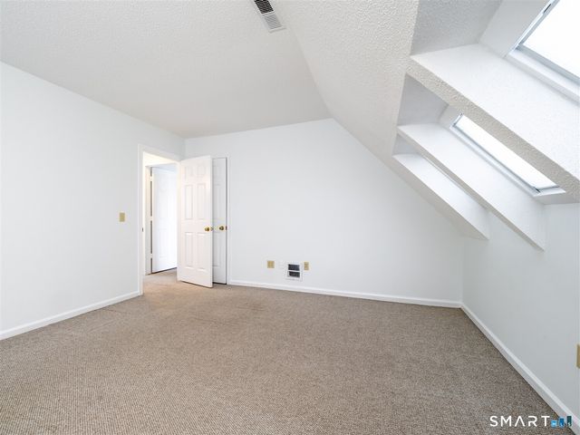 36 Wilton Crest 36, Wilton, CT 06897