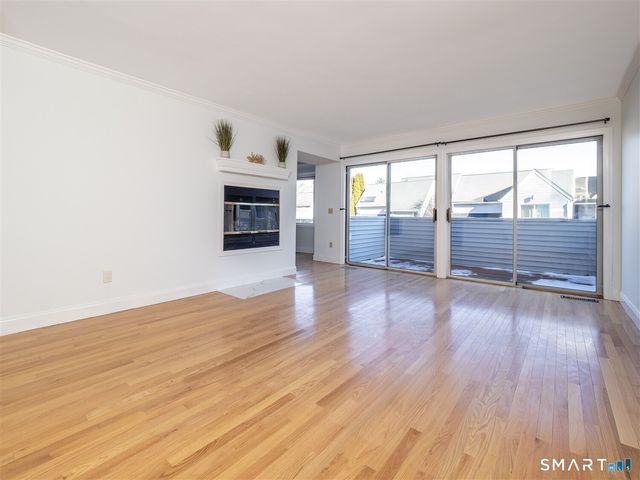 36 Wilton Crest 36, Wilton, CT 06897