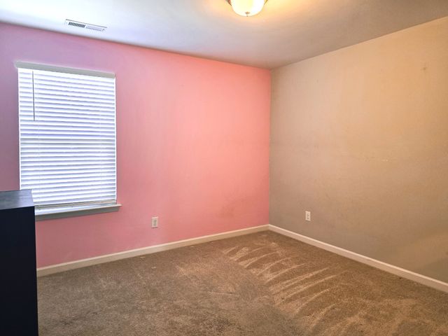 408 Barbaro Ct, Burns, TN 37029