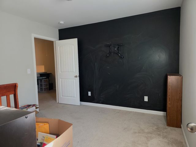 408 Barbaro Ct, Burns, TN 37029