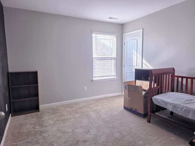 408 Barbaro Ct, Burns, TN 37029