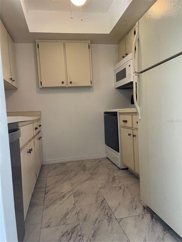 2807 48TH AVE DR W, Bradenton, FL 34212