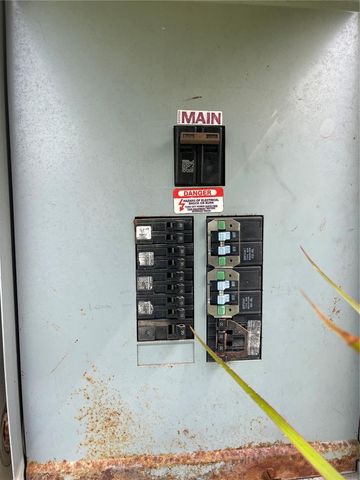 2807 48TH AVE DR W, Bradenton, FL 34212