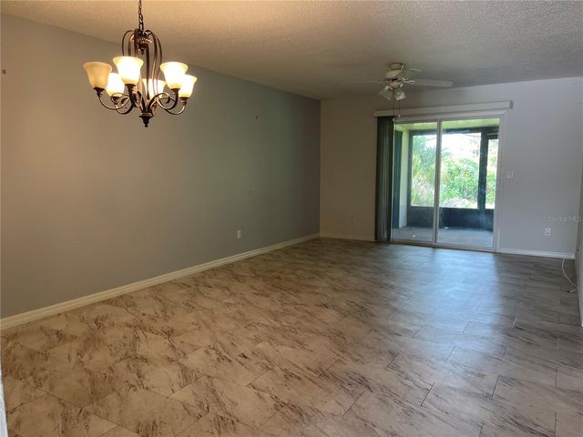 2807 48TH AVE DR W, Bradenton, FL 34212