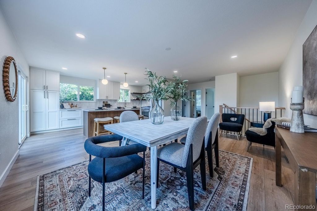 Image 2 of property listing at 7019 W Portland Avenue, Littleton, CO 80128