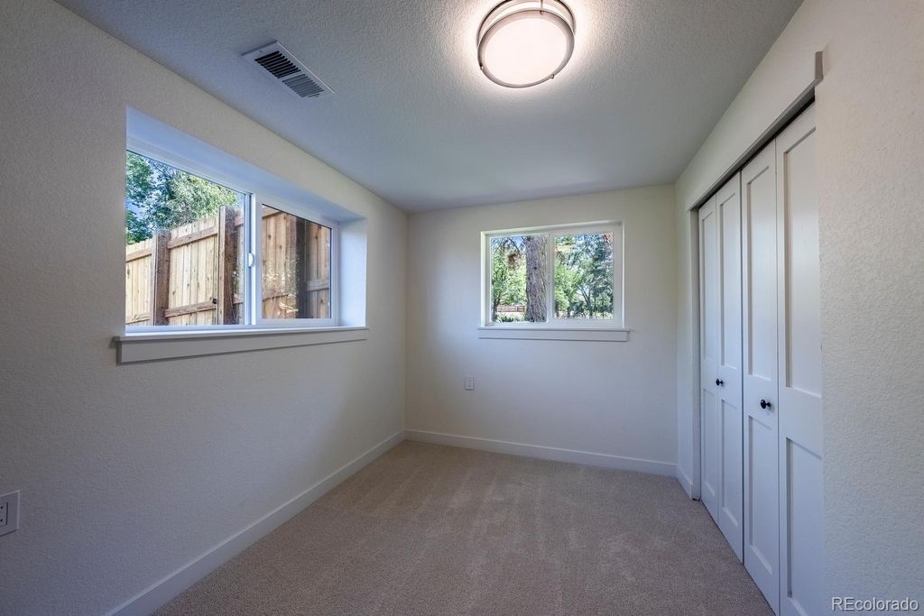 Image 30 of property listing at 7019 W Portland Avenue, Littleton, CO 80128