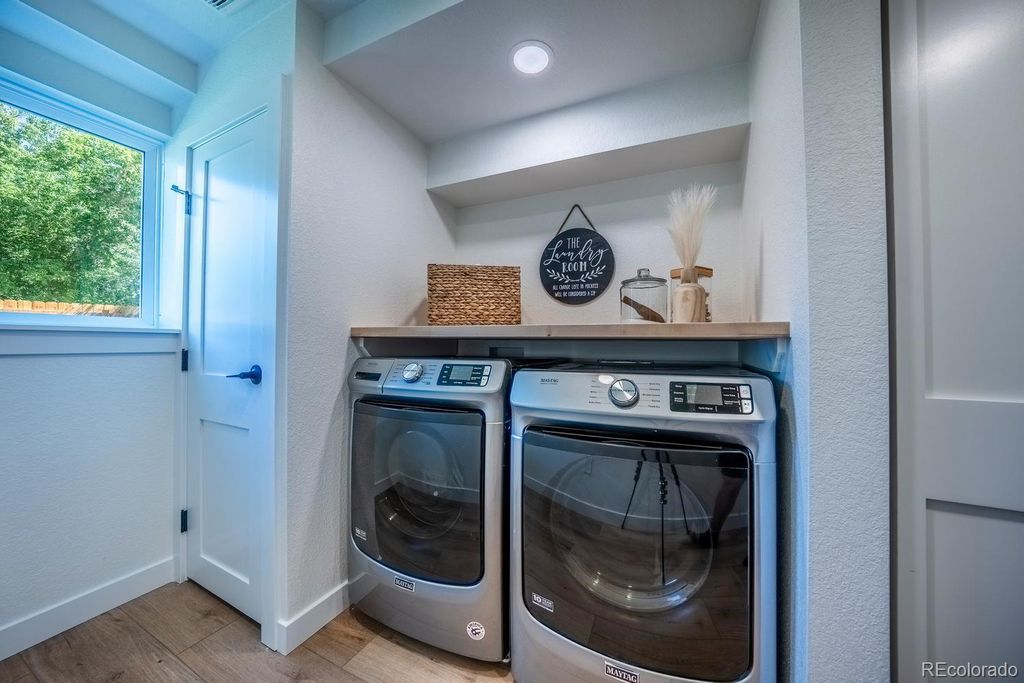 Image 31 of property listing at 7019 W Portland Avenue, Littleton, CO 80128