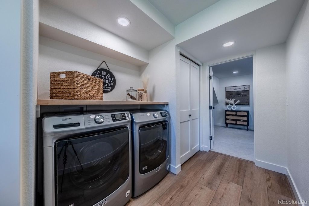 Image 32 of property listing at 7019 W Portland Avenue, Littleton, CO 80128