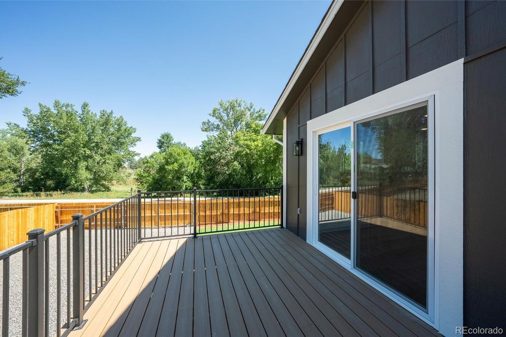 Image 38 of property listing at 7019 W Portland Avenue, Littleton, CO 80128