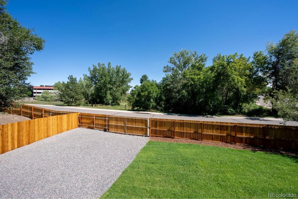 Image 39 of property listing at 7019 W Portland Avenue, Littleton, CO 80128
