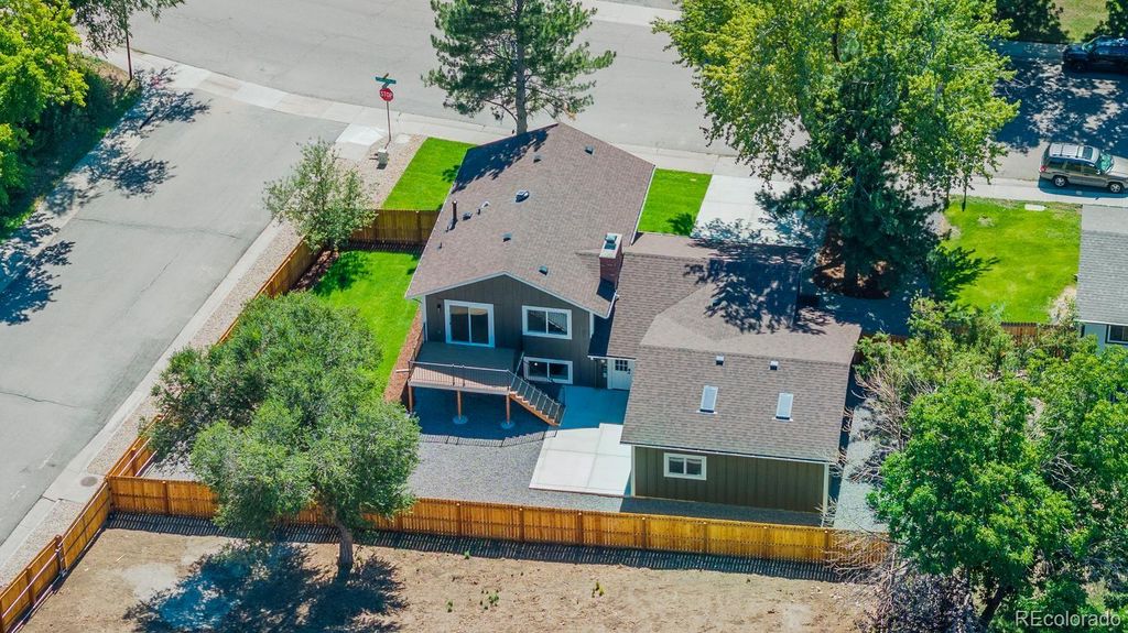 Image 42 of property listing at 7019 W Portland Avenue, Littleton, CO 80128