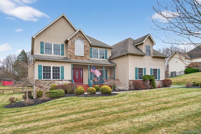 7 Maidstone Lane, Monroe, NY 10950