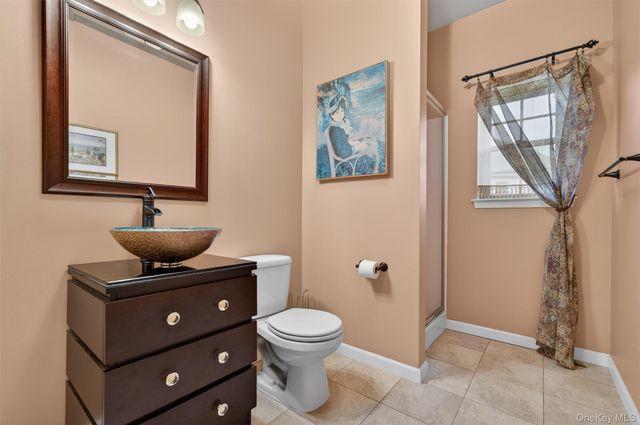 7 Maidstone Lane, Monroe, NY 10950