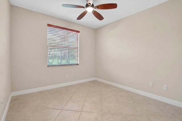 8855 Starhaven Cove, Boynton Beach, FL 33473