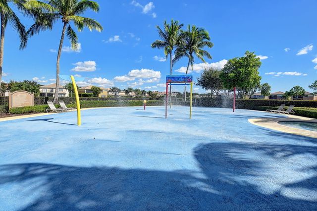 8855 Starhaven Cove, Boynton Beach, FL 33473