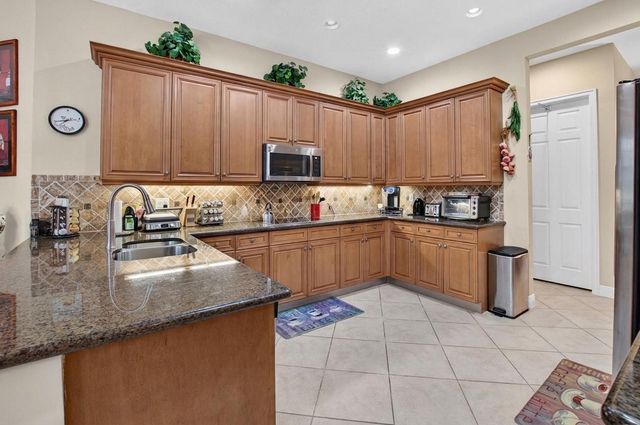 8855 Starhaven Cove, Boynton Beach, FL 33473