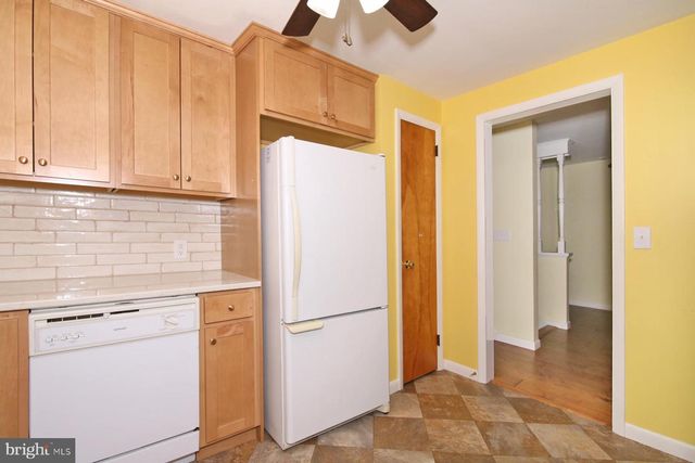 129 JUNIPER ST, Lebanon, PA 17042