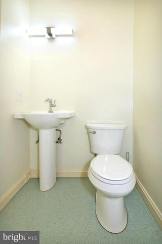 129 JUNIPER ST, Lebanon, PA 17042