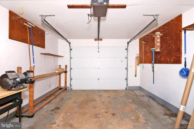 129 JUNIPER ST, Lebanon, PA 17042