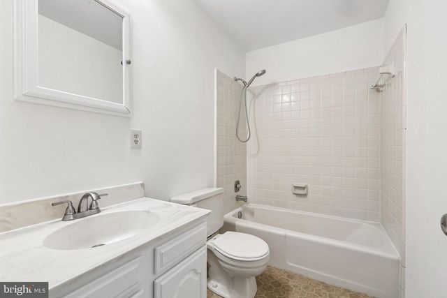 8324 MORNINGSIDE DR, Manassas, VA 20112