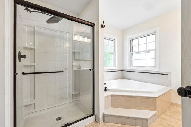 8324 MORNINGSIDE DR, Manassas, VA 20112