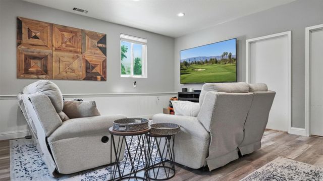 2315 Cottage Dr, Auburn, CA 95603