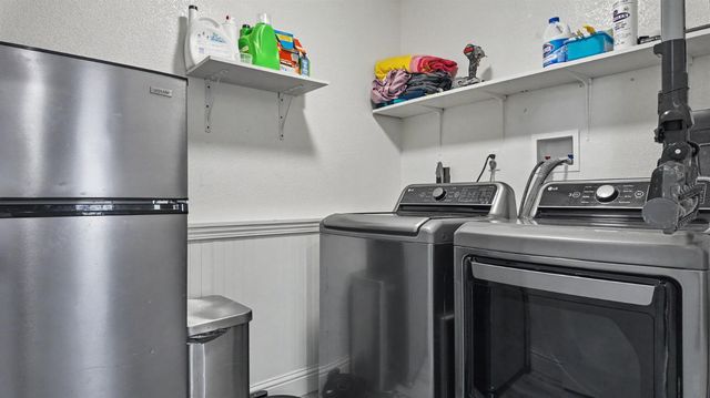 2315 Cottage Dr, Auburn, CA 95603