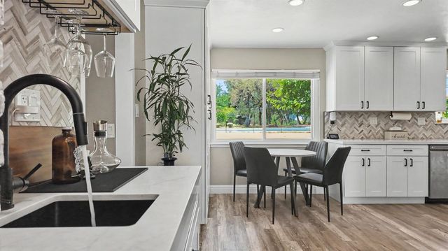 2315 Cottage Dr, Auburn, CA 95603