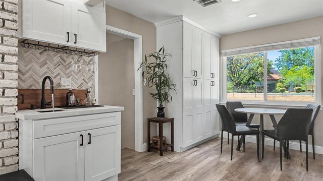 2315 Cottage Dr, Auburn, CA 95603