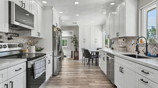 2315 Cottage Dr, Auburn, CA 95603