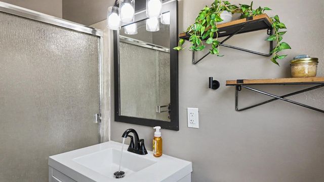 2315 Cottage Dr, Auburn, CA 95603