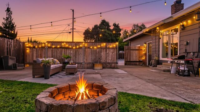2315 Cottage Dr, Auburn, CA 95603