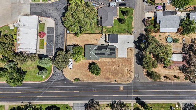 2315 Cottage Dr, Auburn, CA 95603