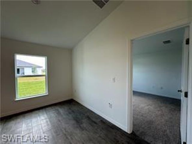 2131 24th TER, Cape Coral, FL 33993