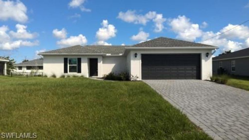 2131 24th TER, Cape Coral, FL 33993