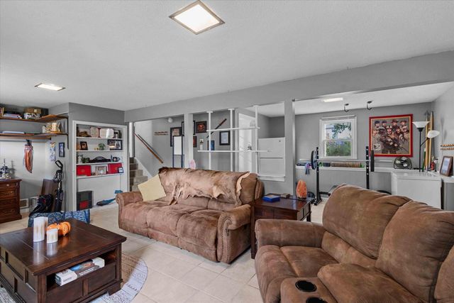 2435 E ALAN CIR, Columbia, MO 65202