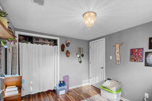 2435 E ALAN CIR, Columbia, MO 65202