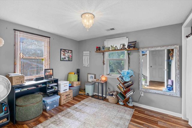 2435 E ALAN CIR, Columbia, MO 65202