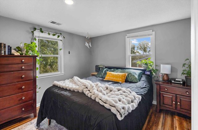 2435 E ALAN CIR, Columbia, MO 65202