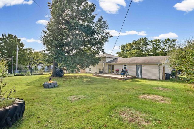 2435 E ALAN CIR, Columbia, MO 65202